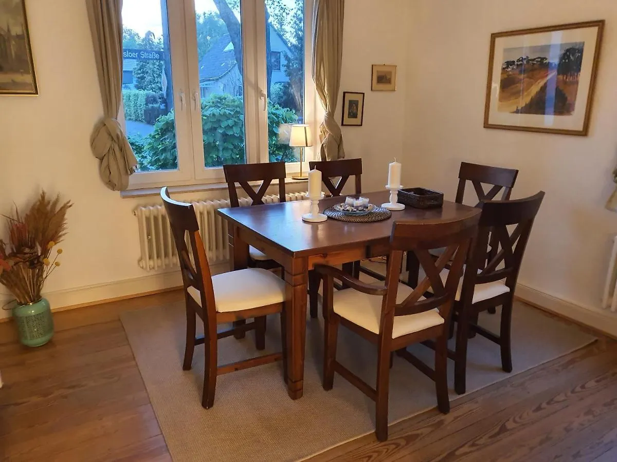 Wohnen In Der Buergermeistervilla Hamburg Germany